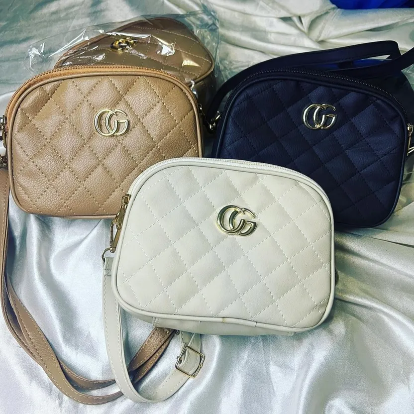 Purse with best sale cg logo